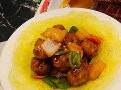 w菠萝咕咾肉-新大咀港式茶餐厅(宝山万达店)