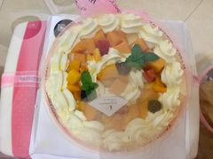 6寸榴莲进口淡奶油千层蛋糕-艾加柒克蛋糕茶歇甜品台(春熙路店)