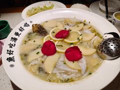 渔夫爱上酸菜鱼-江渔儿酸菜鱼(城光荟店)