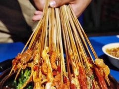 -马路边边串串香形象店(磐石路店)