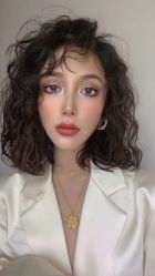 -东秀护肤造型