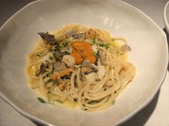 -弦月窗LUNETTE BY AMANDA(复兴路店)