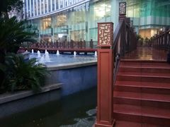 -百联南桥购物中心