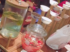 -成都你六姐·牛肉冒菜(城市集市合生汇店)