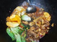 -曹丞相·地锅鸡·地锅鱼(武林店)