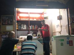 门面-威邵鸡煲(西华路总店)