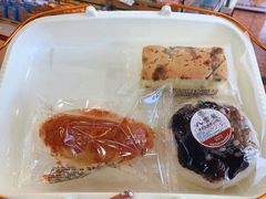 肉松咸蛋糕-长发西饼(道前店)