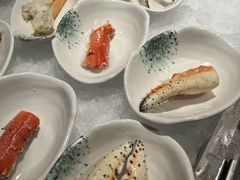 -雍容荟帝王蟹活龙虾展台自助(IFS黑金店)