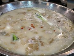 -老来福·非遗酸汤兔(凯旋路店)