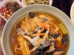 -重元寺香积厨素斋馆