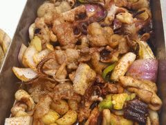 -老东镇啤酒屋海鲜加工·蒸汽海鲜·海鲜烧烤(台东店)