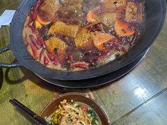 -黄潇洒老火锅(九眼桥宏济巷店)