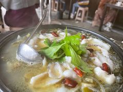 砂锅酸菜乌鱼片-陶德砂锅(蜀汉路店)