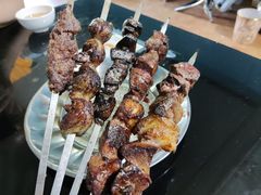 -烤肉小伙烤肉店