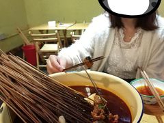 -拈签一笑黄牛肉辣卤串串