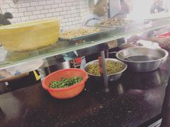 -覃肥叔桂林米粉(粮道街店)