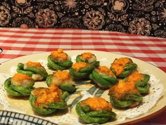 蟹黄墨鱼饼-龙桥私厨·姜花菊花过桥鱼·顺德菜(容桂店)