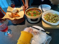 -鸽子侯·家宴·平价海鲜(市图书馆店)