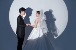 -Mu慕婚纱摄影·超级工作室