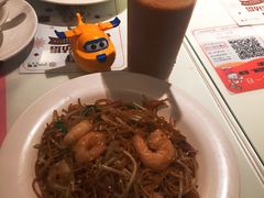 -新大咀港式茶餐厅(宝山万达店)