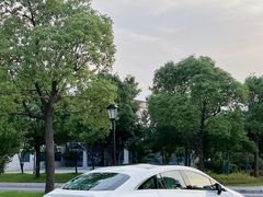 -泰州之星奔驰4S店(海陵店)