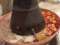 -老蜀铜火锅·酸菜脊骨·麻辣羊蝎子(热闹路店)