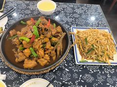 -八两八金·莱芜特色炒鸡(市南漳浦路店)