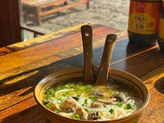 -正宗李家土鸡米线店