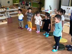 -乐融婴幼儿成长中心(四季青校区)