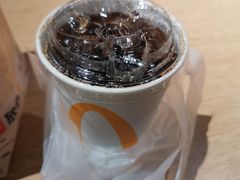 -麦当劳(中山公园龙之梦店)