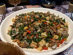 大盘尖椒花甲鸡-易老头三样菜(南滨路总店)