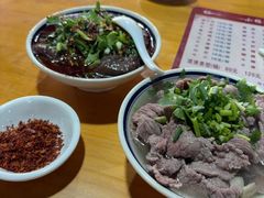 -小杨翘脚牛肉