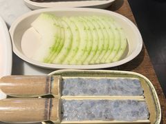 -尚尚仙·酸汤猪手·猪肚鸡火锅(华联万柳购物中心店)