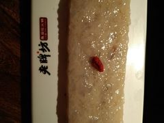 棒打虾滑-老牌坊云南鱼豆花火锅(哈西万达店)