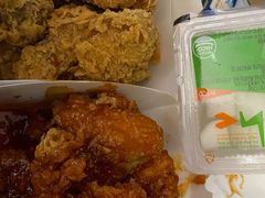 -BHC炸鸡(明洞总店)