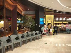 等位区-弄堂里(西溪龙湖天街店)