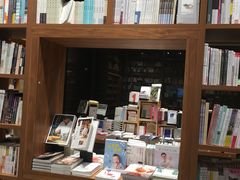 -百新书局(尚悦湾店)