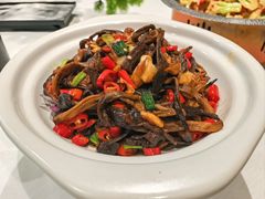 沙煲鹿茸菌-聚味坊烤鸭店(草桥店)