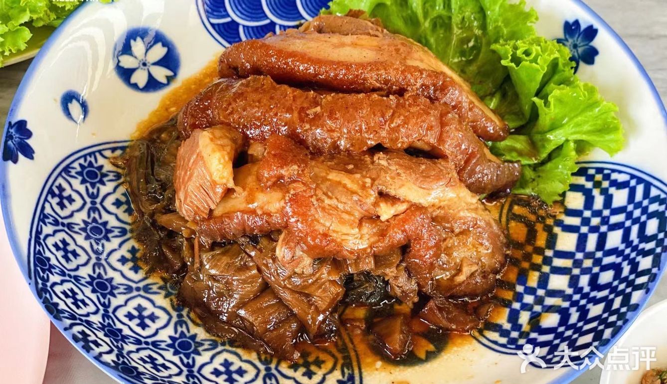 超级想吃猪蹄和肉骨茶，无意间发现了这家店
