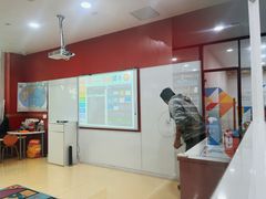 -奇尔思青少儿·语言·艺术·演讲(顾戴路店)