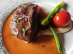 碳烤澳洲西冷牛排-YUE·6·西式融合餐厅(外滩六号店)