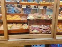 -小飞象面包公社(珠江路金鹰店)