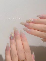 -Las Hadas 原创设计美甲美睫沙龙