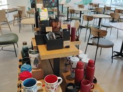 -星巴克臻选(上海淮海百盛购物中心店)