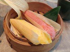 苗寨玉米粑粑-云海肴云南菜(浦江欢乐颂店)