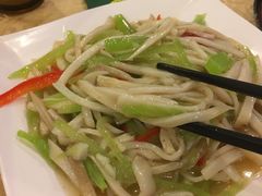 -维吾尔餐厅(宜山路店)