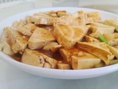 -何适山庄 ·可团建(水长城P2停车场店)