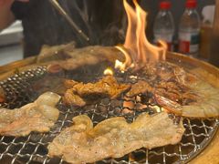 -山焱·炭火自助烤肉(周浦万达店)