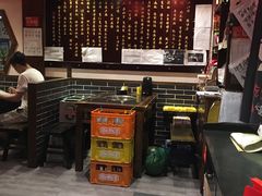 -宽板凳老灶火锅(簋街店)