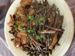 干豆角肥肠-小杨酒家(华苑小区店)
